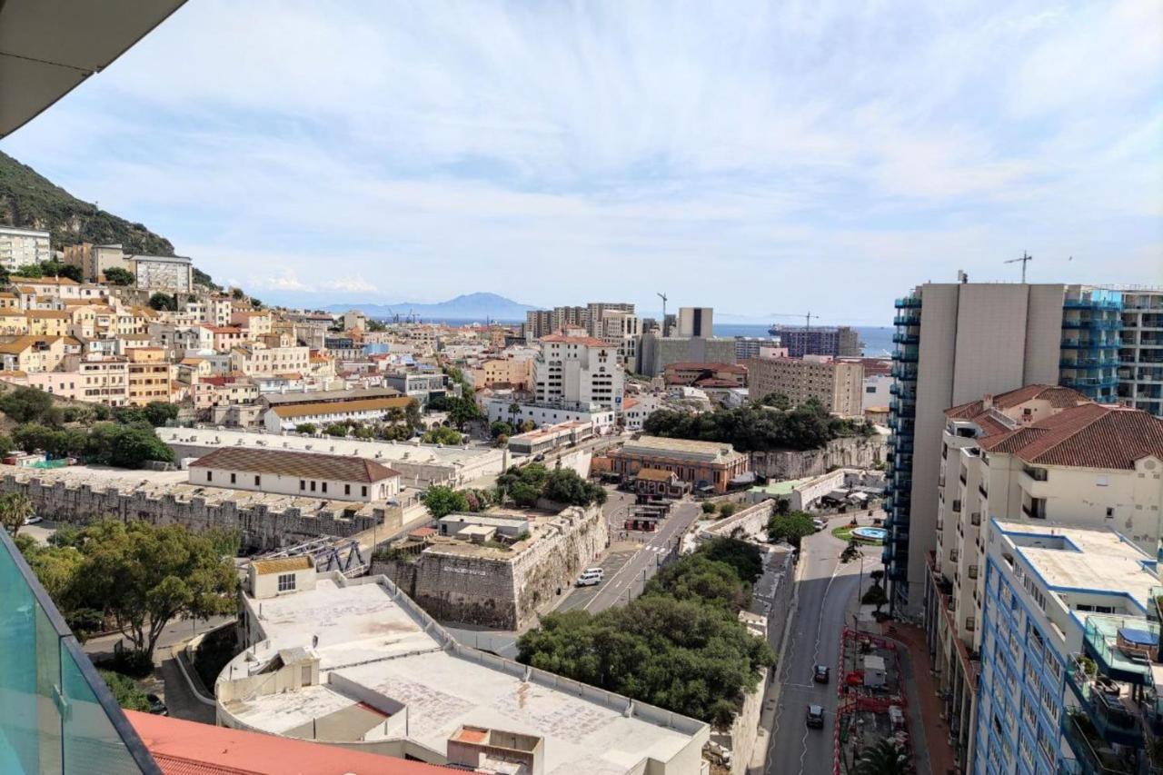 Seaside Serenity Oasis - High Floor - Stunning Views Gibraltar Eksteriør billede