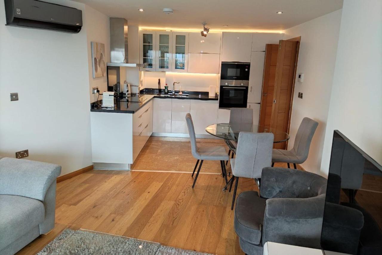 Seaside Serenity Oasis - High Floor - Stunning Views Gibraltar Eksteriør billede