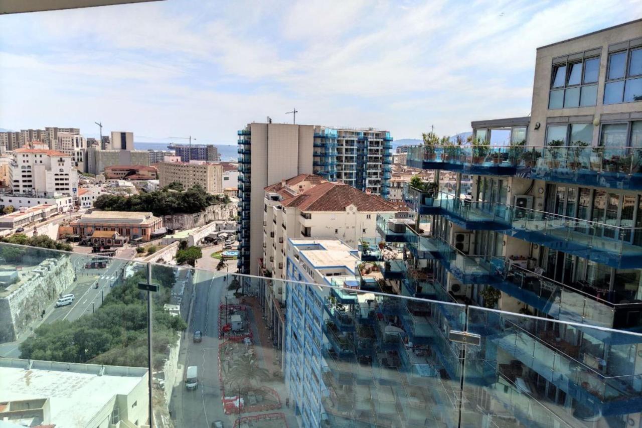 Seaside Serenity Oasis - High Floor - Stunning Views Gibraltar Eksteriør billede