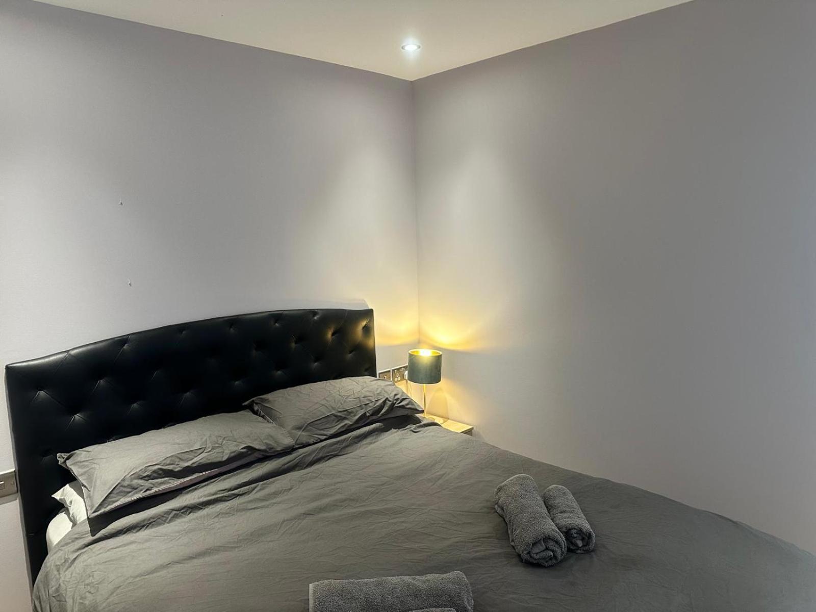 Seaside Serenity Oasis - High Floor - Stunning Views Gibraltar Eksteriør billede